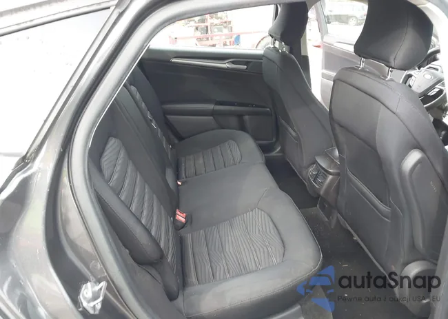 3FA6P0H79GR293825: 43935405