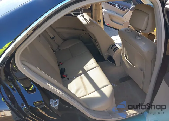 WDDGF8ABXEA953513: 43935411