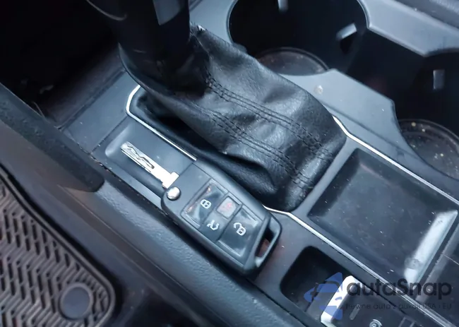 1V2AP2CA7MC501261: 43935473