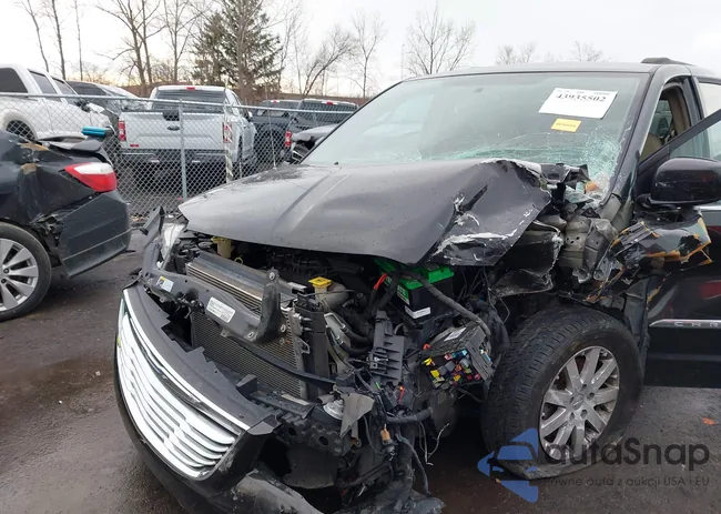 2C4RC1BG8FR520668: 43935502