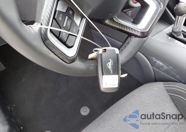 1FA6P8TH4S5130560: 43935541