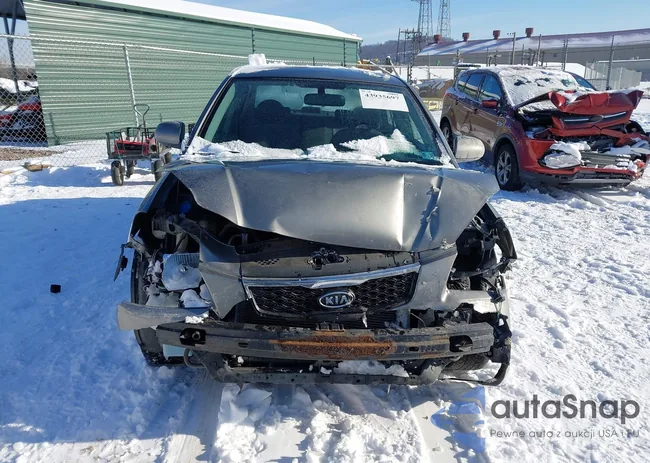 KNADH4A38B6955362: 43935697