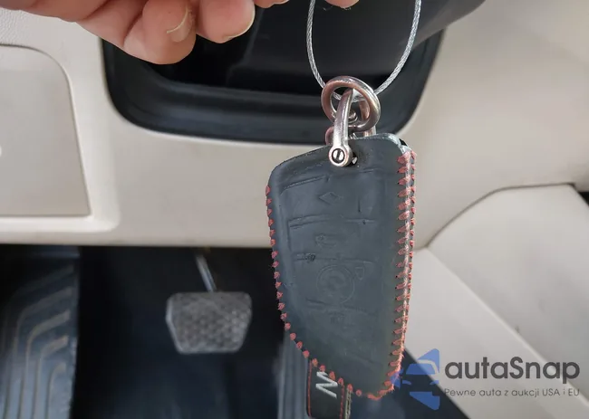 5UXTY3C01LLE55253: 43935706