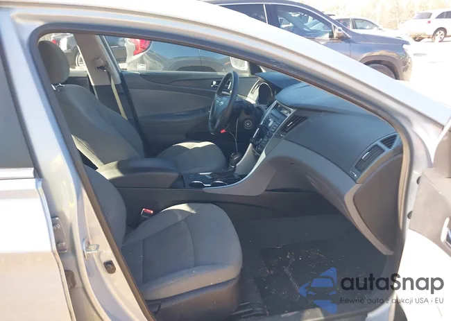 5NPEB4AC0DH682032: 43936783