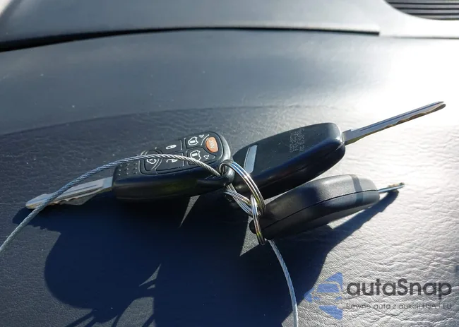 2D4GP44L56R791889: 43936795