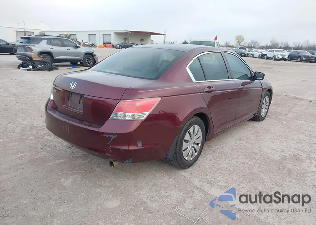 1HGCP2F35AA033692: 43937146