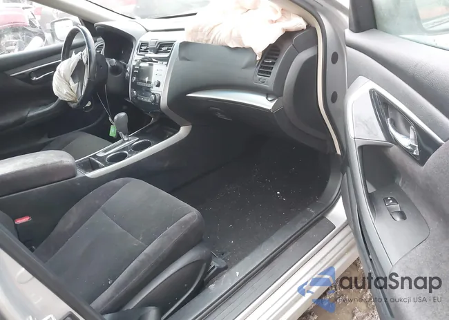 1N4AL3AP5DN408887: 43936374