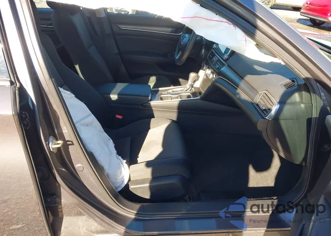 1HGCV1F16JA086416: 43936391