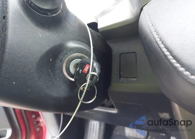 JTMWFREV8D5000631: 43936493