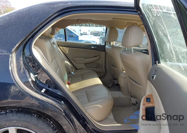 1HGCM66594A003438: 43936581