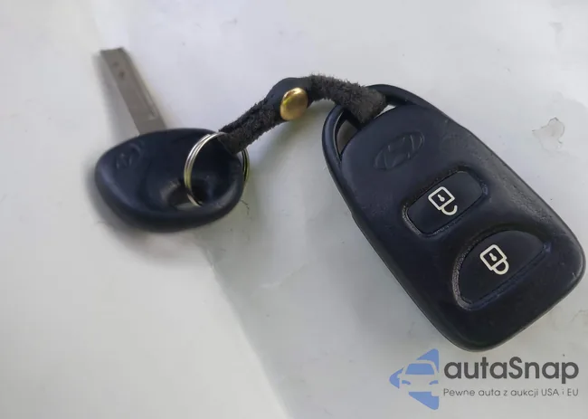 KMHCT4AE8DU548599: 43937982