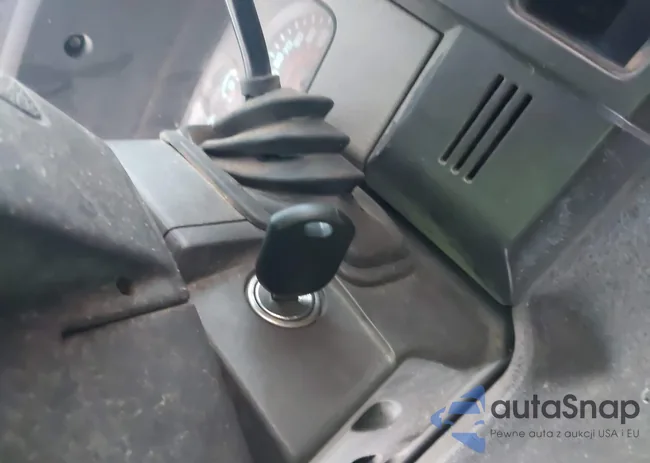 1FTMF1CW8AKA59809: 43938017