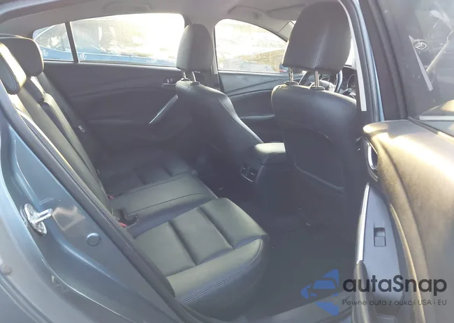 JM1GJ1V62E1151924: 43938020