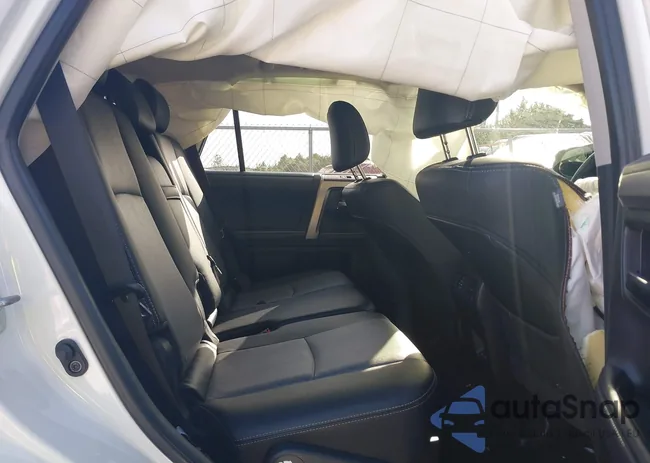 JTEFU5JR9P5292569: 43938214