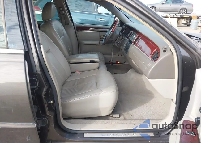 1LNHM85W25Y654702: 43938344