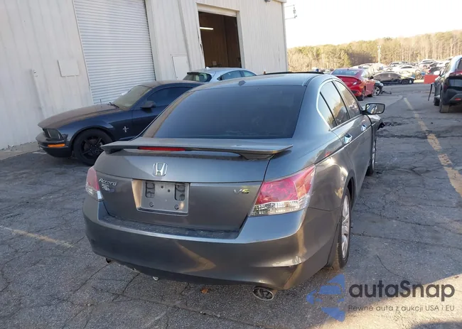 1HGCP36858A048043: 43937404