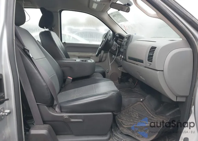 1GC2KVC82DZ326451: 43937408