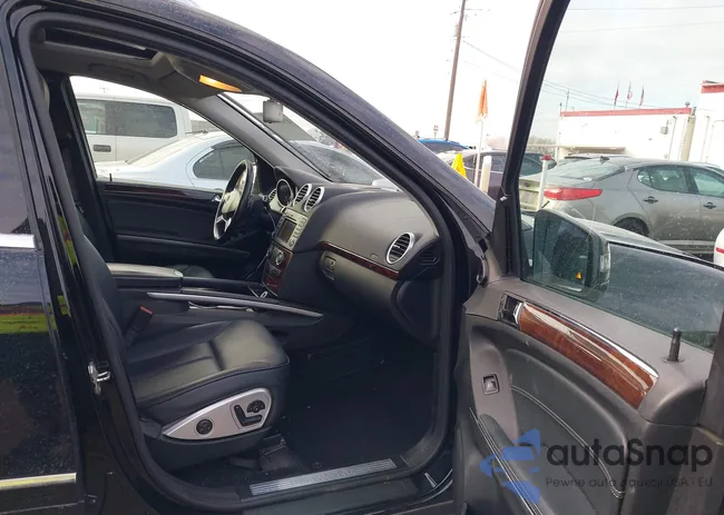 4JGBF7BE6CA779519: 43937529