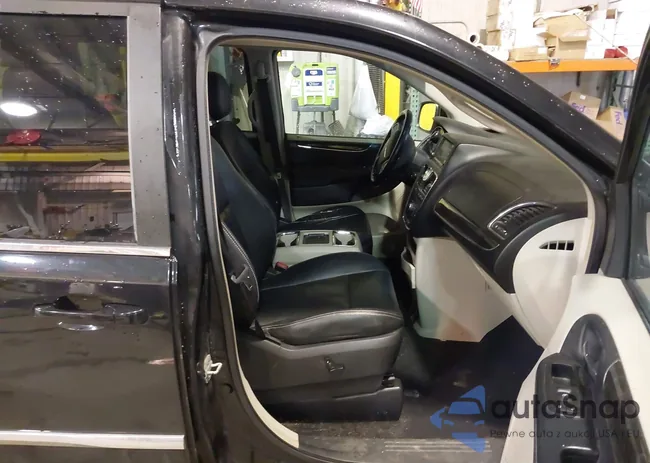 2C4RC1BG3CR200329: 43937568