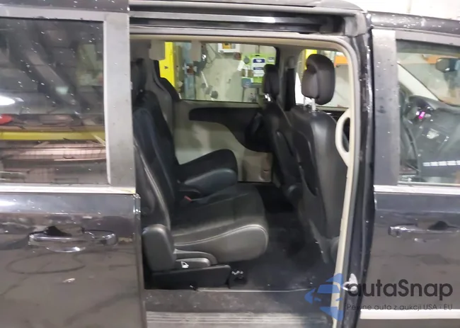 2C4RC1BG3CR200329: 43937568