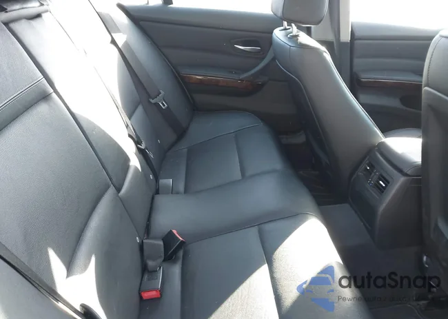 WBAPK5C56BA661944: 43937611