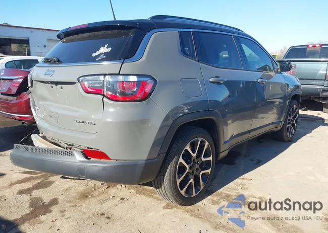 3C4NJCCB5KT809209: 43937740