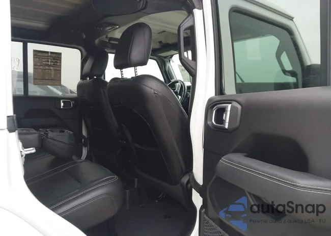 1C4HJXEG7KW637790: 43937768