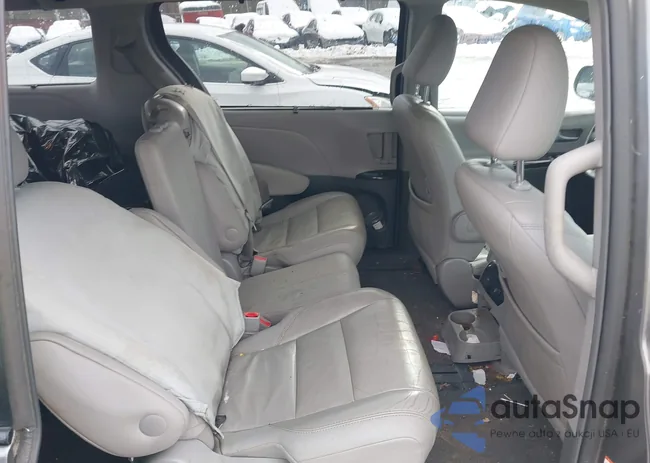 5TDYK3DC8FS630020: 43938834