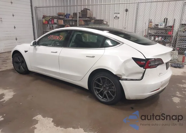 5YJ3E1EA1KF484240: 43938867