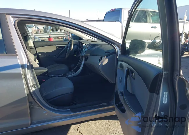 KMHDH4AE9DU781901: 43938964