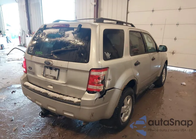 1FMCU9D78CKA11328: 43938971