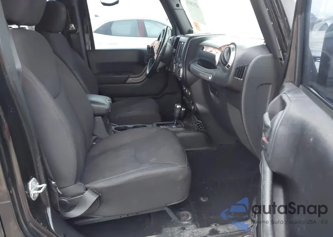 1C4BJWDG7EL149396: 43938976