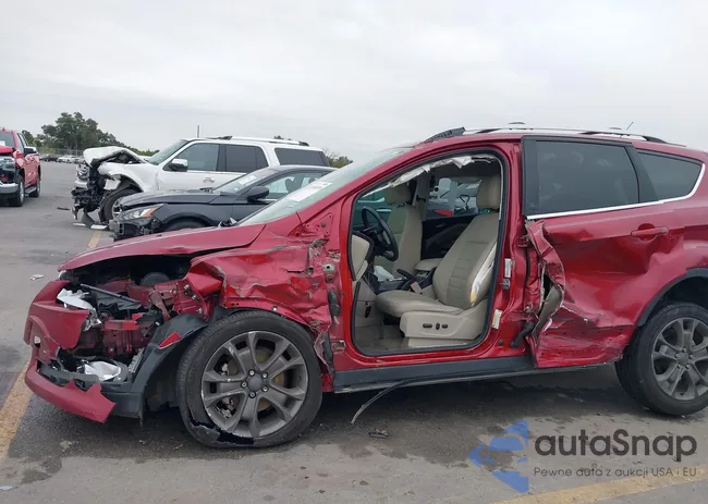 1FMCU0JX0EUA37736: 43938979