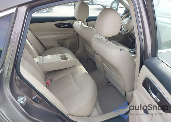 1N4AL3AP8DC175745: 43939061