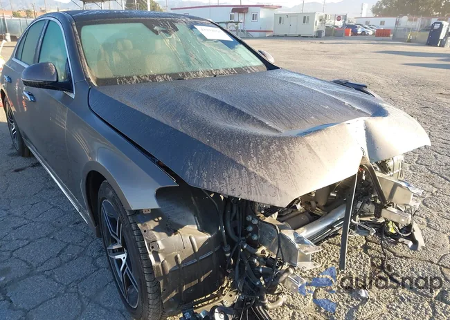 W1KLF4HB1RA022045: 43939161