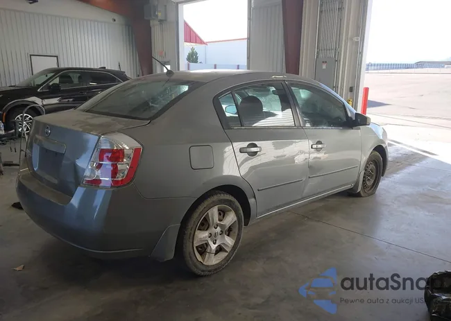 3N1AB61E68L645085: 43939231