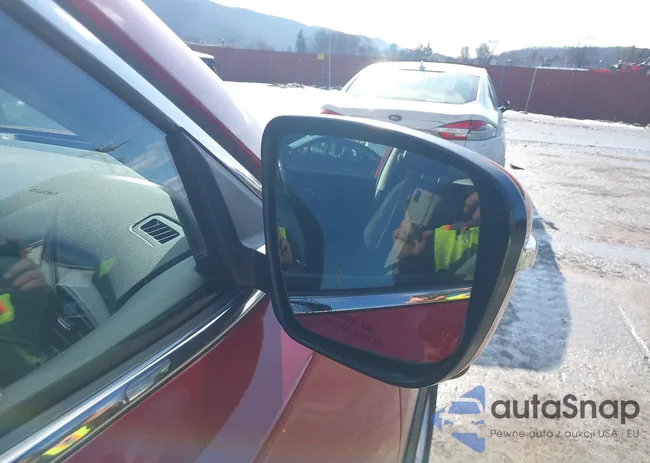 JN8AT2MV3HW005848: 43939315