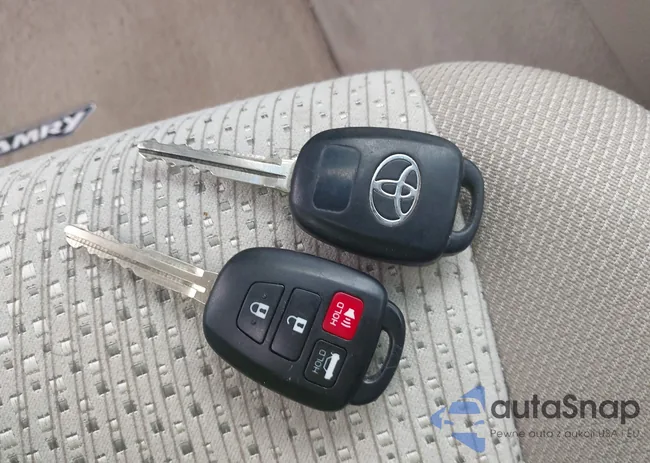 4T4BF1FK4DR277806: 43938374