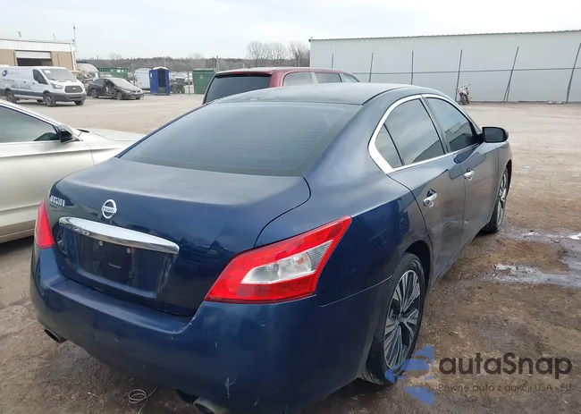 1N4AA5AP5CC820853: 43938400