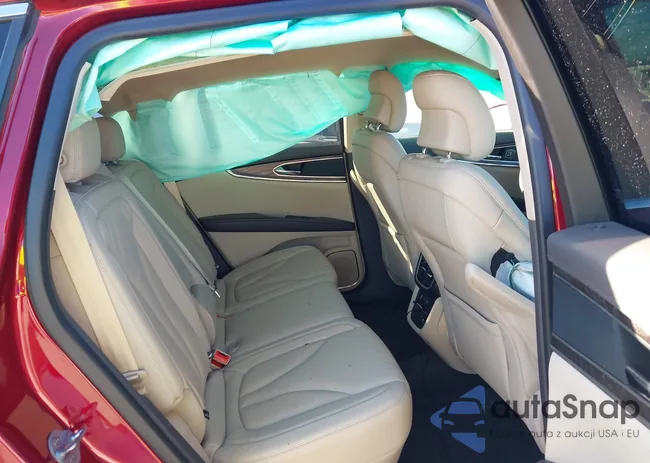 2LMPJ8KR5HBL30703: 43938473