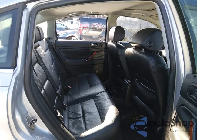 WVWTH63B84P040927: 43938525