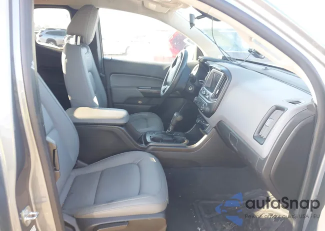 1GCHSBEA5M1121262: 43938540