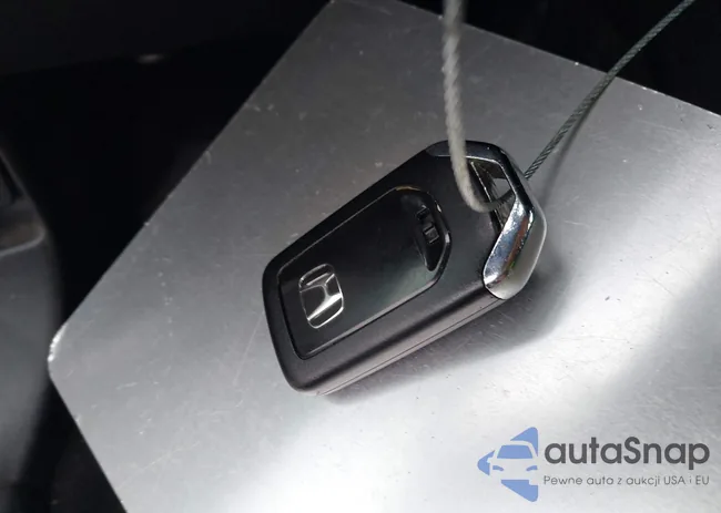 2HGFC2F75JH601923: 43938543