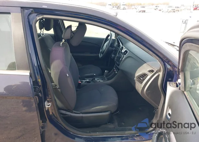 1C3CCBAB0DN733405: 43938661