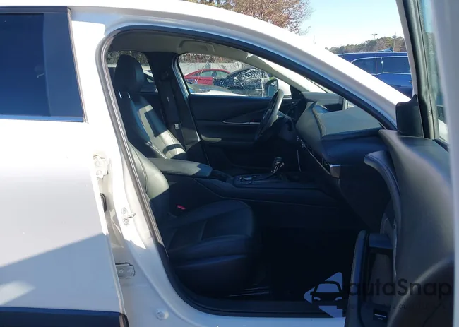 3MVDMBBL5MM272618: 43938670