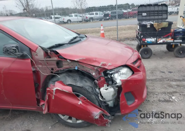 2T1BU4EE1CC857561: 43938698