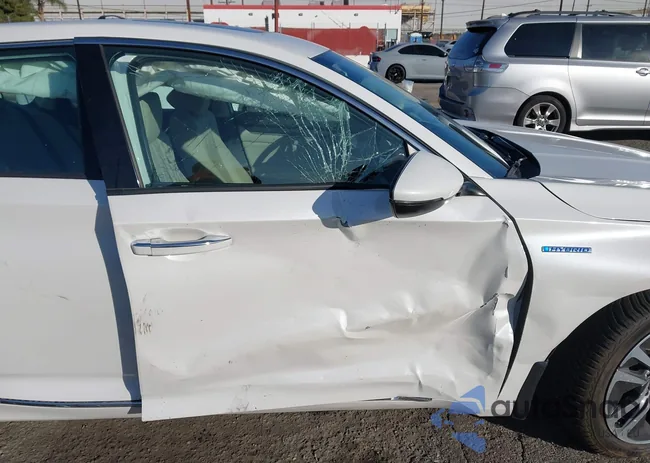 1HGCV3F93KA012504: 43938705