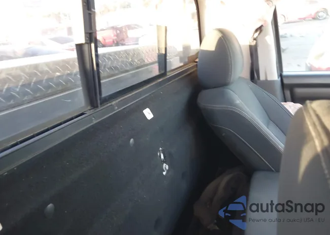 1N6AA1R71HN535437: 43938757