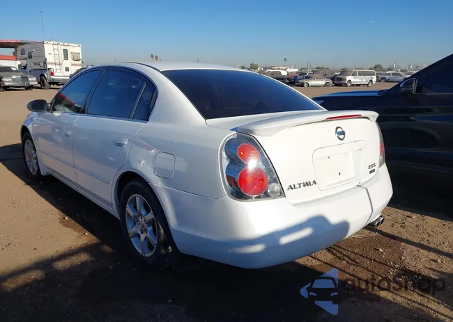 1N4AL11D56N385348: 43938766