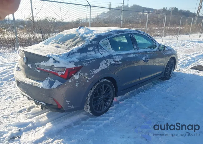 19UDE2F82LA012324: 43939803